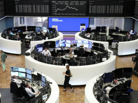 الأسهم الأوروبية تتراجع وسط ترقب المستثمرون لكلمة "جيروم باول"