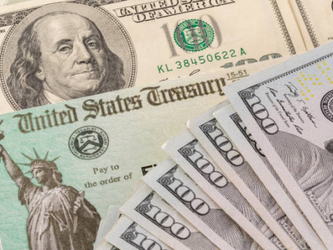 سندات الخزانة الأمريكية تتراجع عقب صدور بيانات التضخم الأمريكية