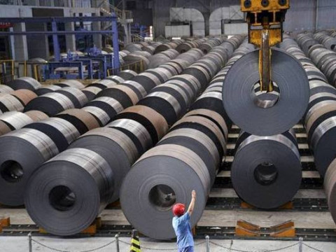 تراجع أسعار خام الحديد عقب انخفاض الطلب الصيني عليه وارتفاع المخزونات