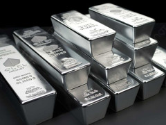 أسعار الفضة ترتفع لأعلى مستوى في ثلاث سنوات وسط تراجع الدولار