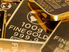 تراجع مفاجئ لأسعار الذهب في أول تعاملات الأسبوع