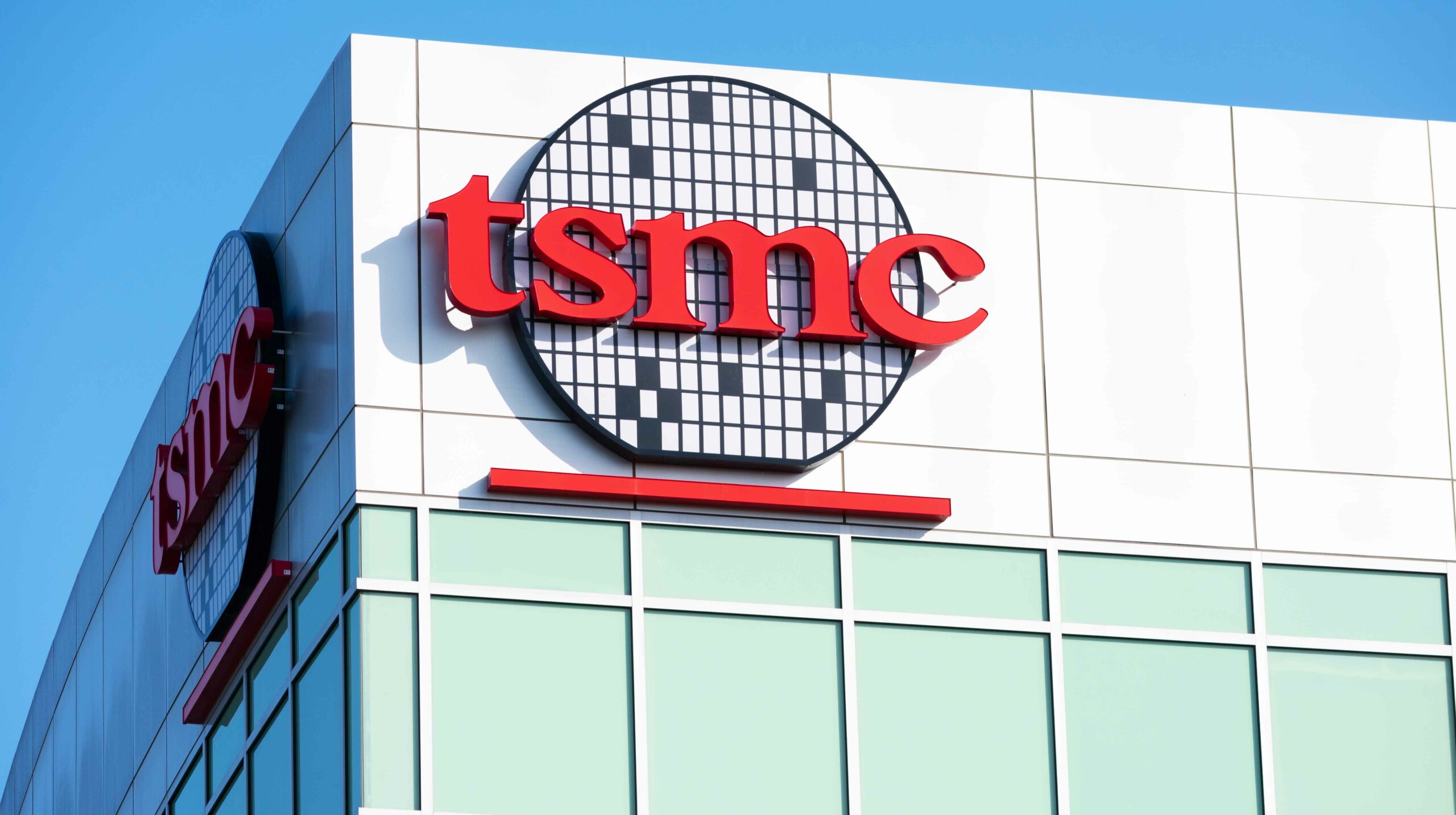 شركة TSMC تبدأ في إنتاج كميات كبيرة من الرقائق الأكثر تقدمًا في تايوان