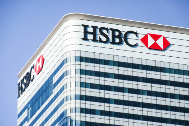 بنك HSBC يسجل قفزة كبيرة في أرباح الربع الرابع مع الإعلان عن توزيع الأرباح