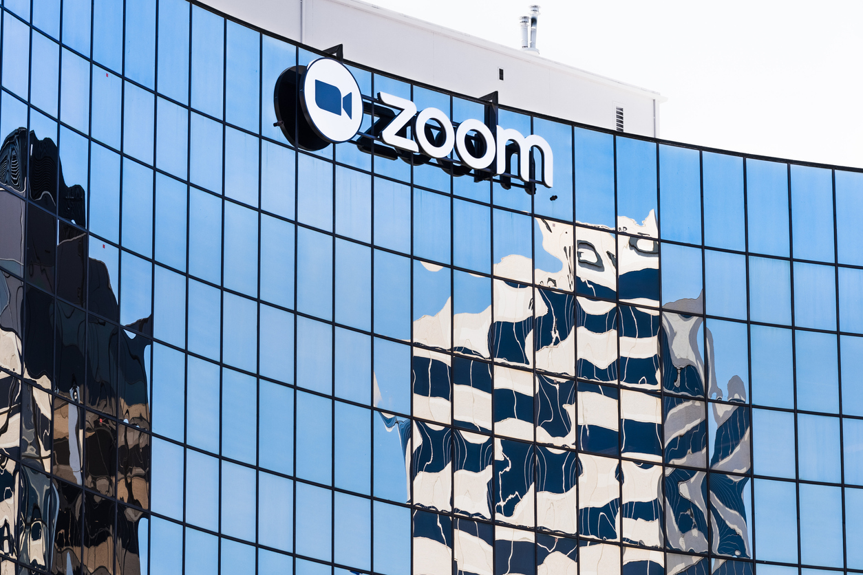 شركة Zoom تضاعف صافي أرباحها ثلاث مرات في الربع المالي الثالث