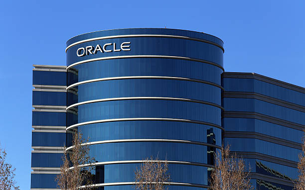 إيرادات Oracle الفصلية تقفز بنسبة 7 في المائة متماشيةً مع التوقعات