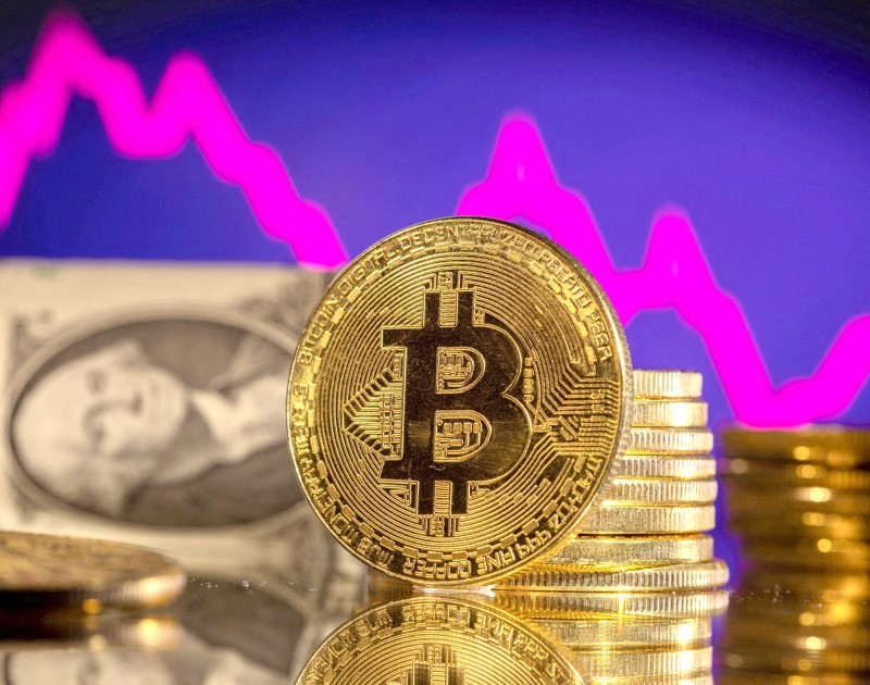 بيتكوين تواصل الصعود وتكسر حاجز الـ 28 ألف دولار