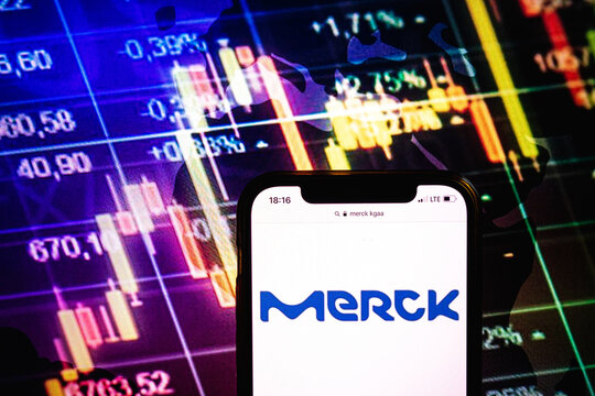 شركة Merck تتوقع انخفاض أرباح العام الحالي نتيجة لتراجع إصابات كوفيد-19 عالمياً