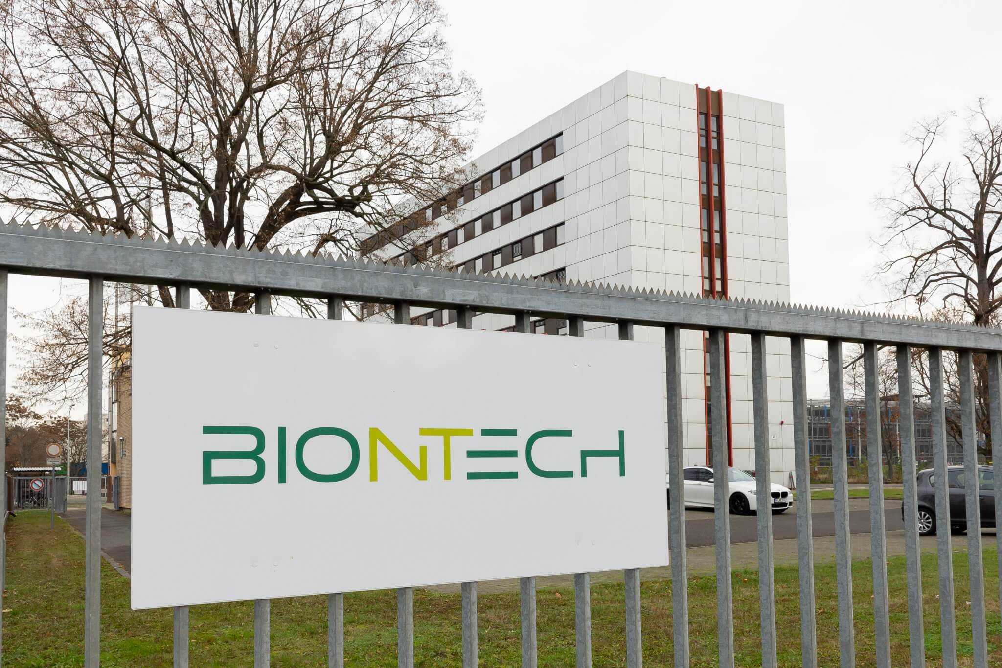 شركة BioNTech تسجل خسارة صافية في الربع الأول وسط تراجع الإيرادات