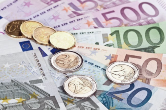 اليورو يهبط بالرغم من البيانات الأوربية المشجعة