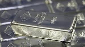 أسعار الفضة تتراجع بعد أن فشلت في الاستفادة من انخفاض الأسهم الأسيوية