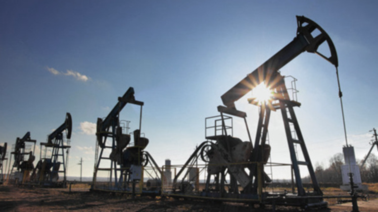 النفط يقفز بدعم من انخفاض صادرات النفط القادمة من العراق