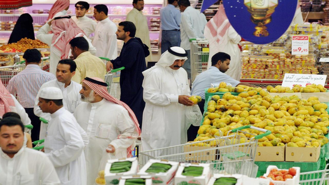 للشهر الثاني على التوالي.. التضخم السنوي بالسعودية يتراجع خلال نوفمبر